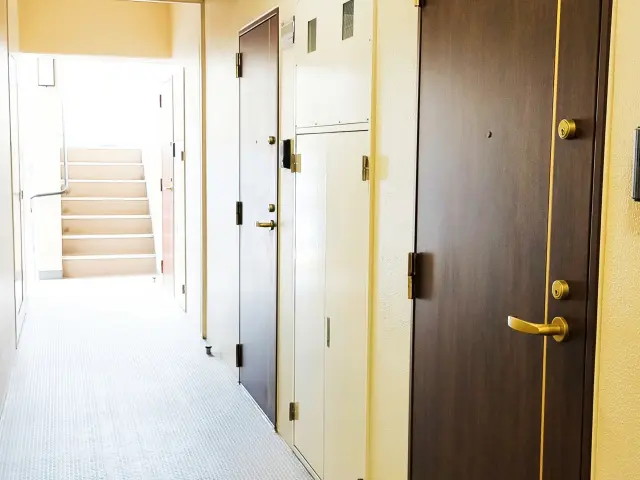 一人暮らしの防犯対策！安全に暮らすため女性が気をつけることを解説