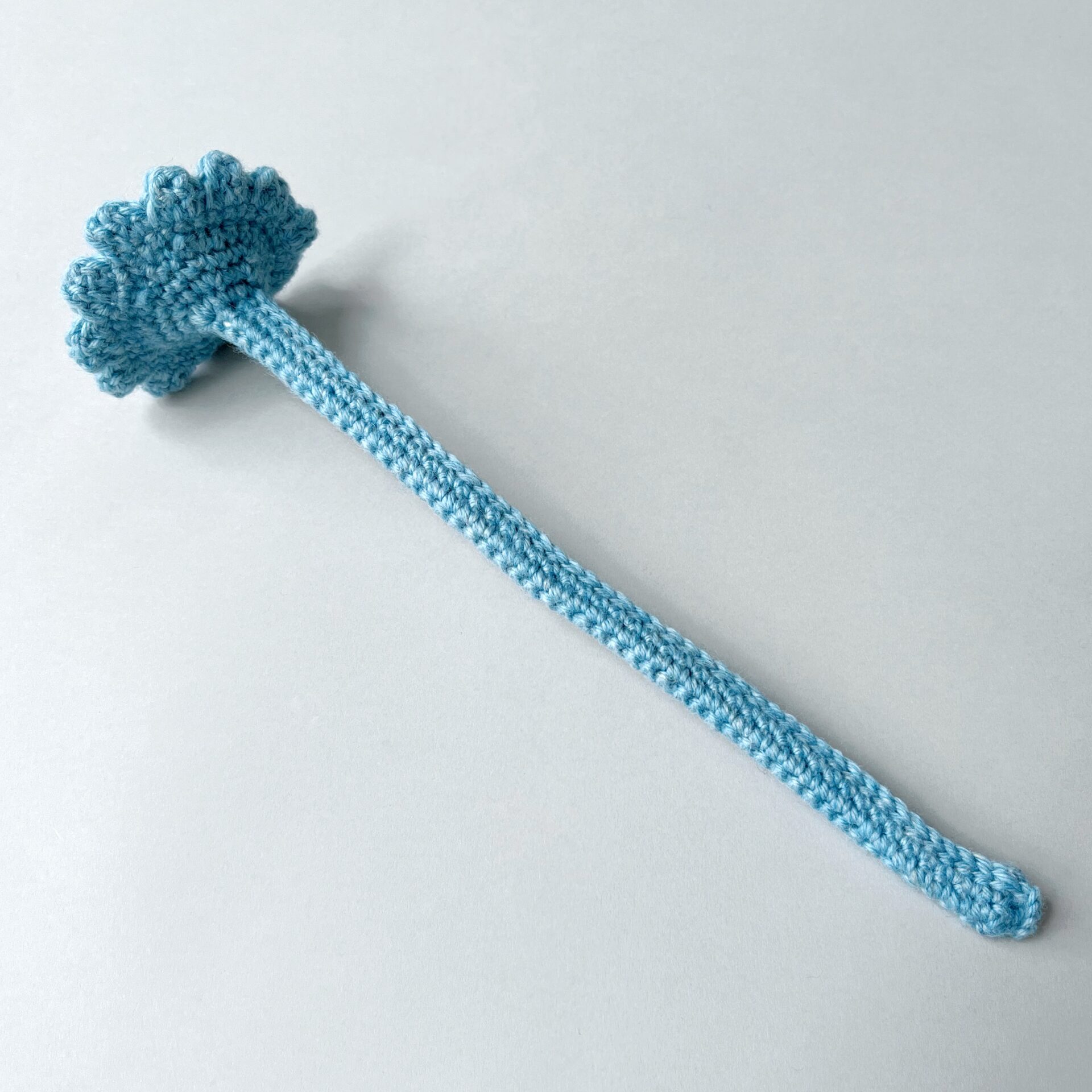 KNIT FLOWER / LIGHT BLUE